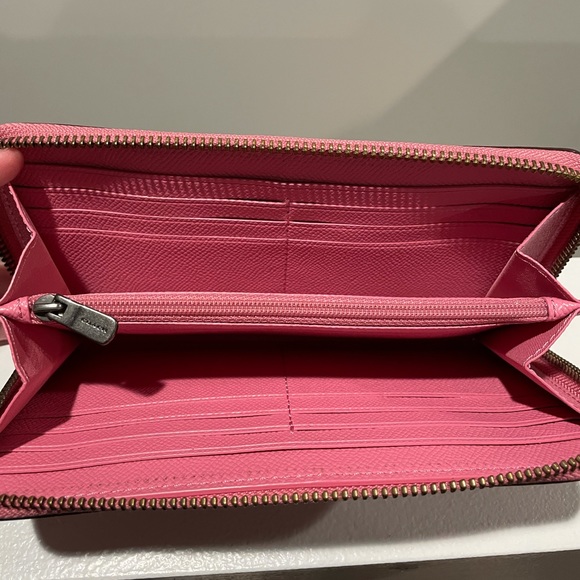 Coach Accordion Wallet - Coral Pink - Picture 4 of 5